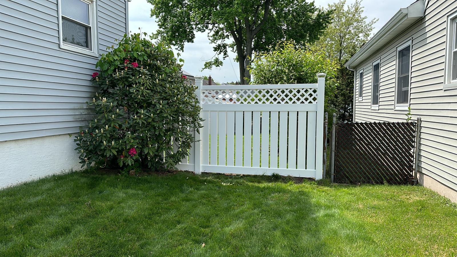 Completed fence installation by the Three Brothers Fence Co. crew